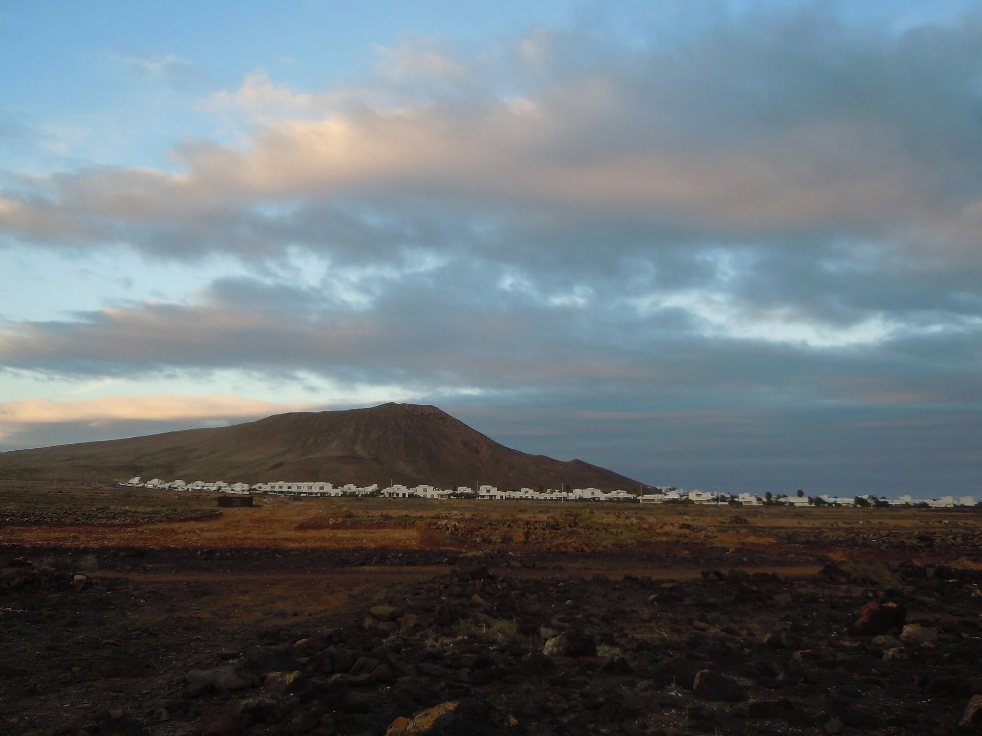 Paisaje de Montaña Roja, Yaiza, Lanzarote, Islas Canarias